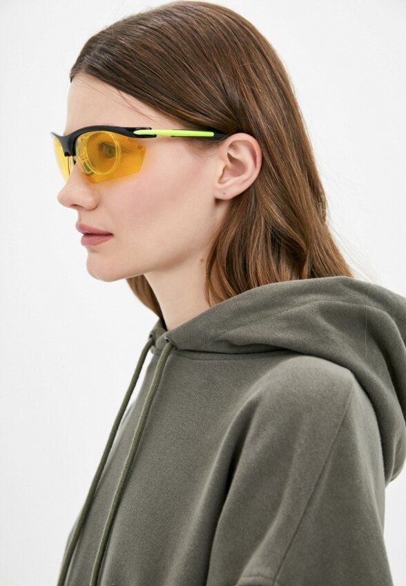 Очки солнцезащитные Brenda