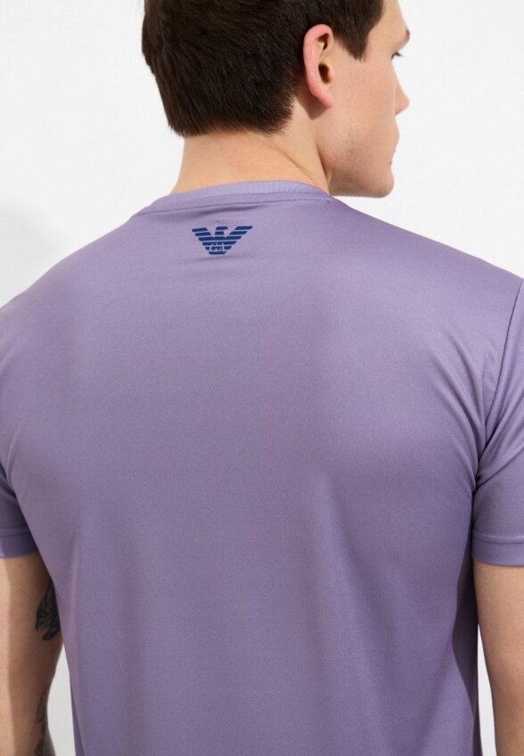 Футболка спортивная EA7