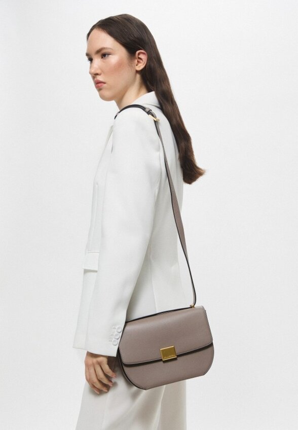 Сумка Karl Lagerfeld