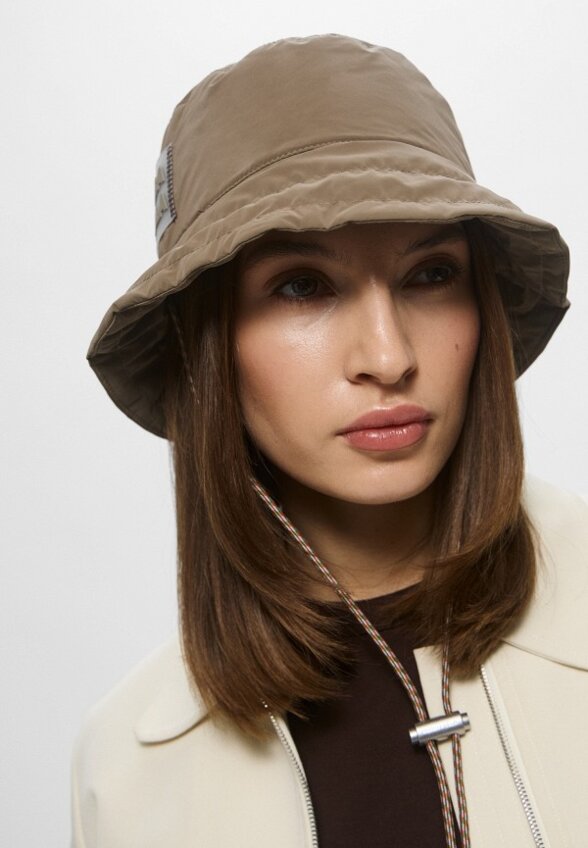 Панама Bimba Y Lola