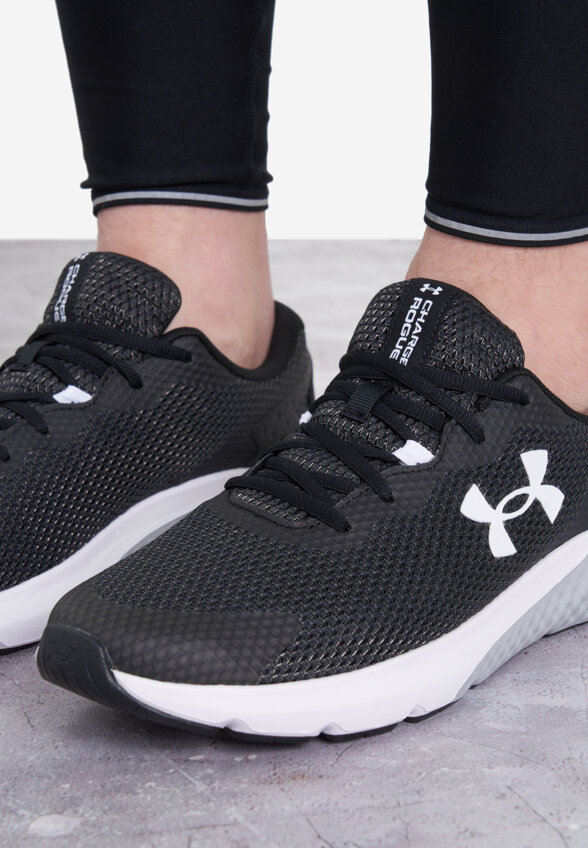 Кроссовки мужские Under Armour Charged Rogue 3, Черный
