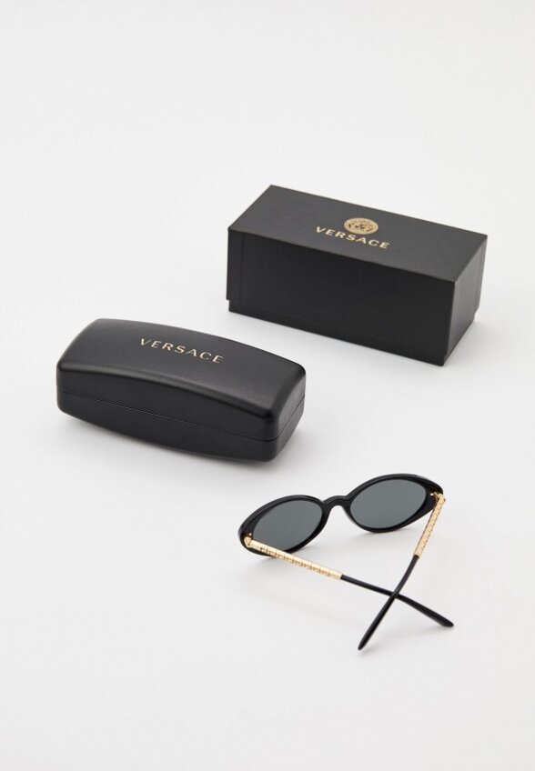 Очки солнцезащитные Versace