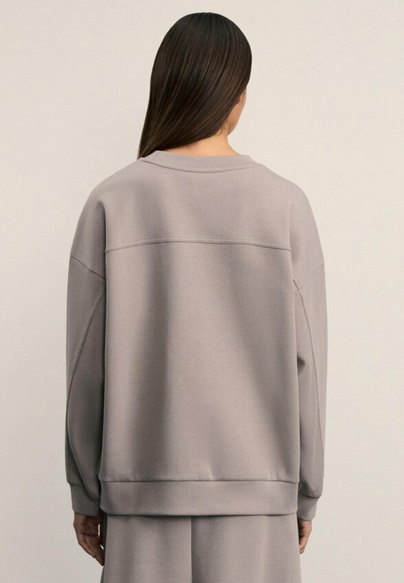 Свитшот Zarina