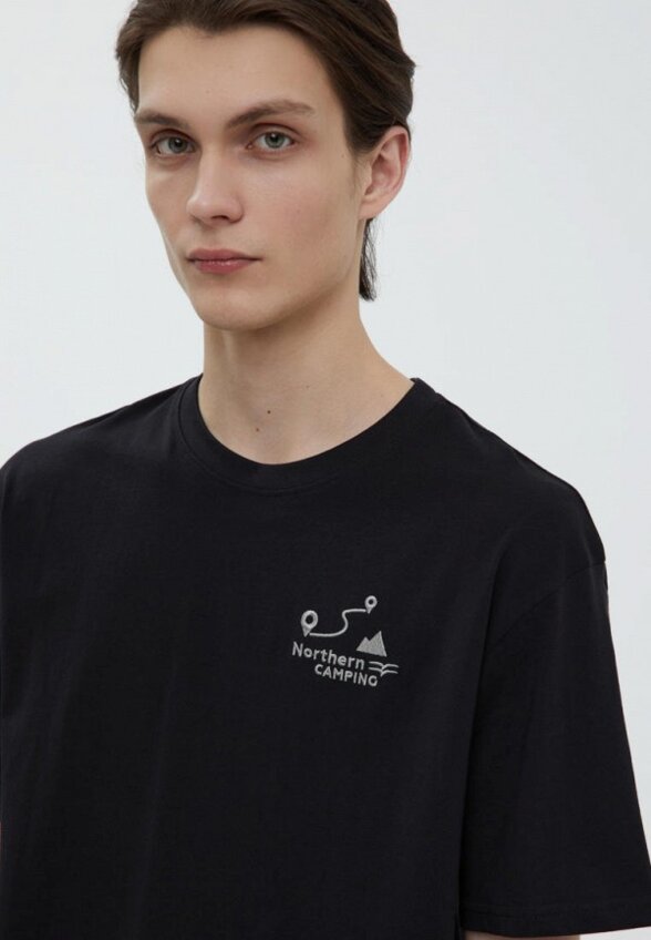 Футболка Finn Flare