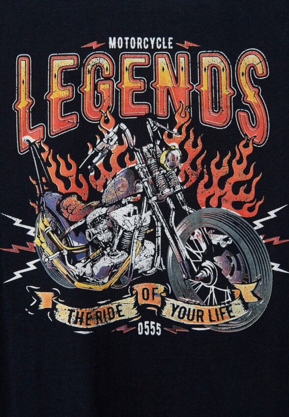 Футболка D555