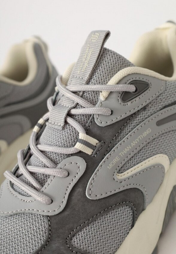 Кроссовки Baasploa