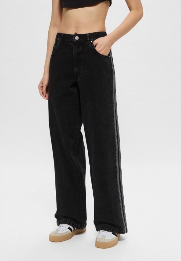 Джинсы adidas Originals