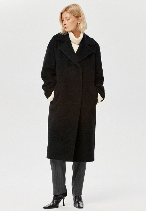 Пальто двубортное Rozhkova