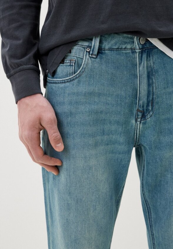 Джинсы Mossmore