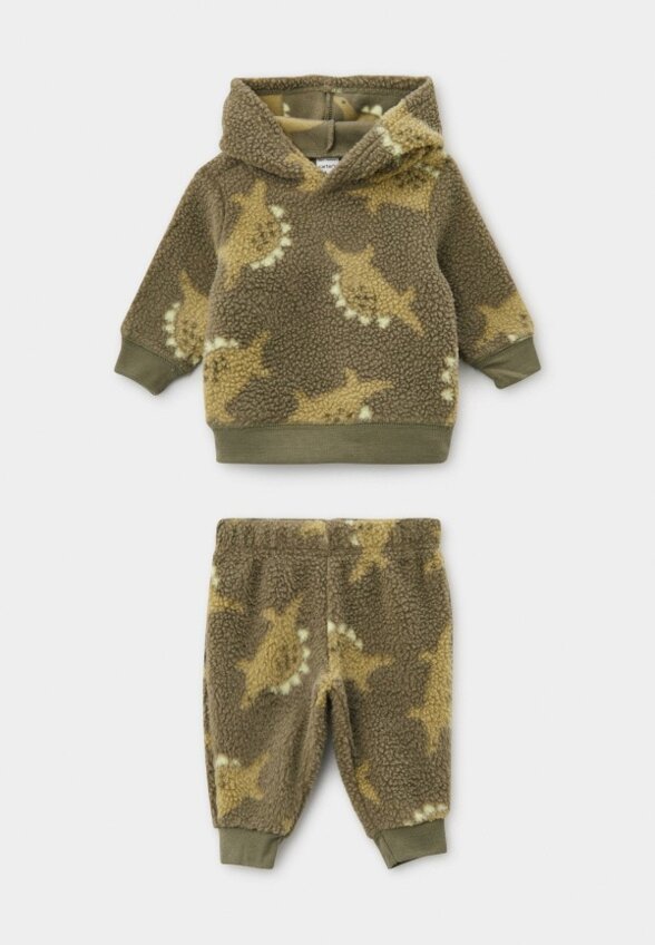 Костюм спортивный Carter’s