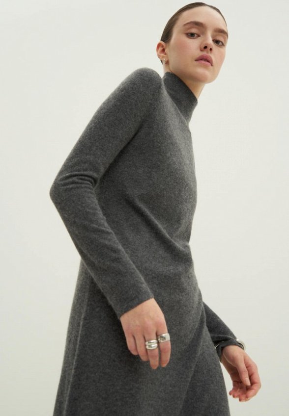 Платье Finn Flare