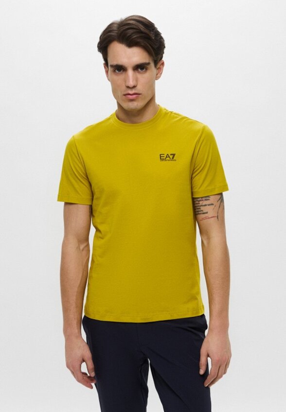 Футболка EA7