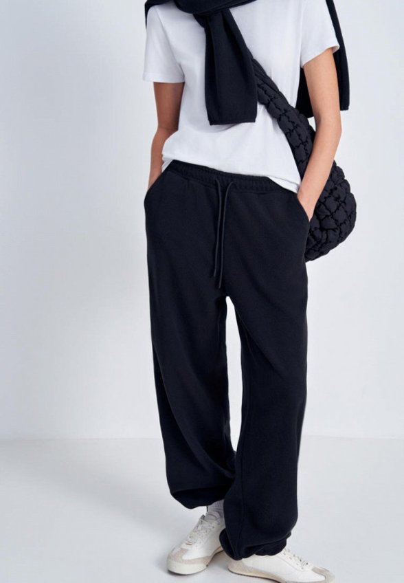 Брюки спортивные Finn Flare