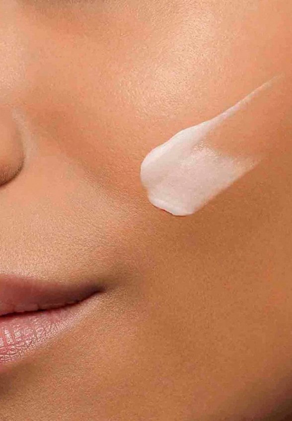 Праймер для лица Clarins