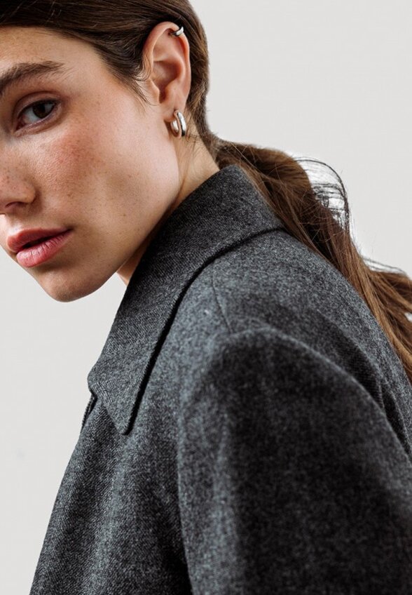 Пальто двубортное Urban Tiger