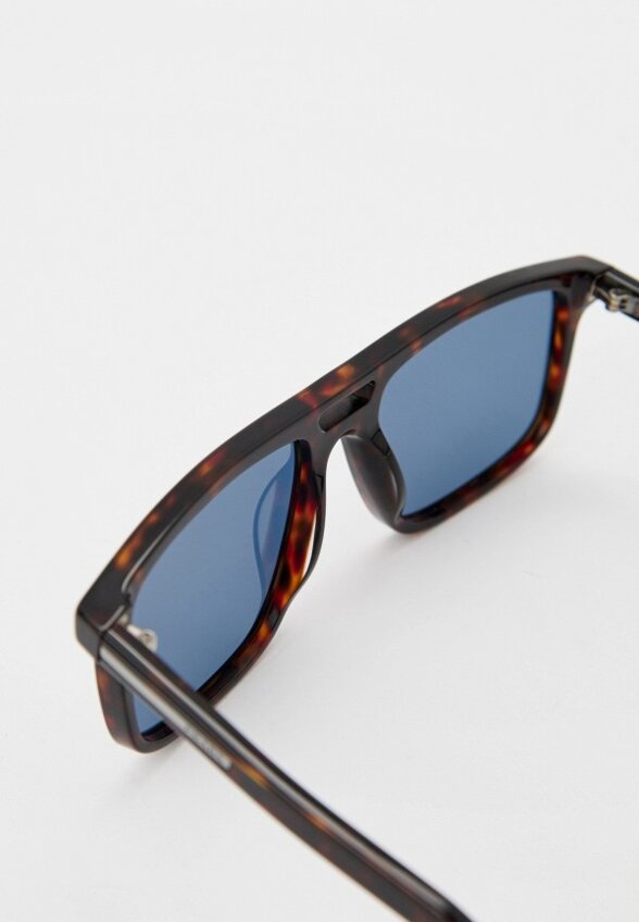 Очки солнцезащитные Prada