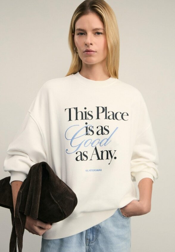 Свитшот Zarina