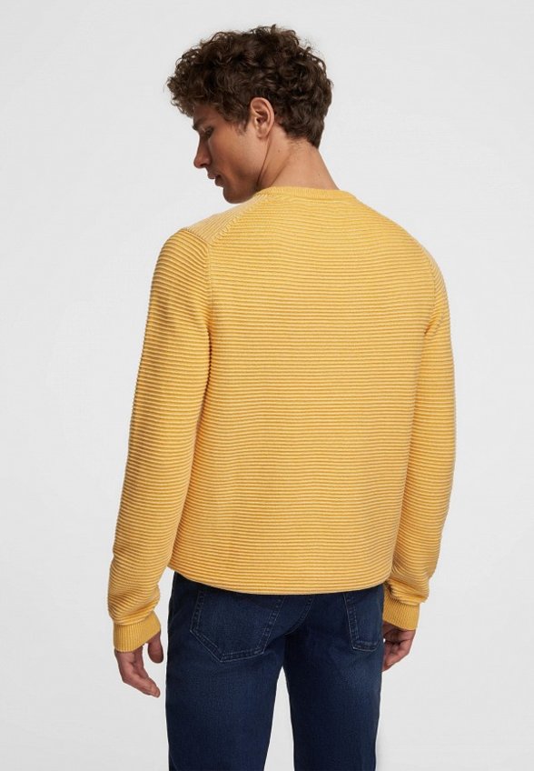 Джемпер Henderson