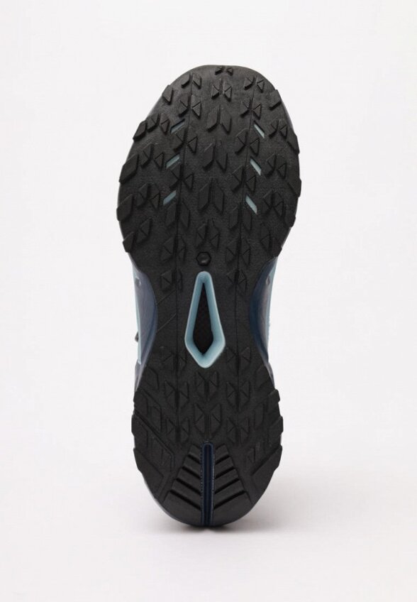 Кроссовки Baasploa