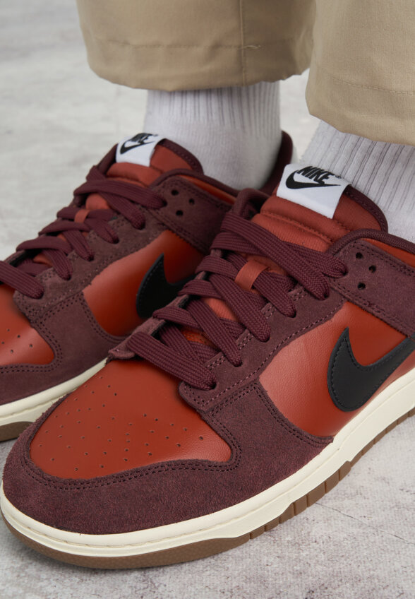 Кеды мужские Nike Dunk Low Retro Se Ess+, Черный