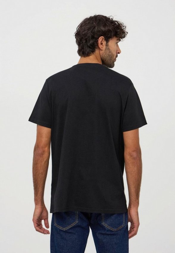 Футболка Terranova