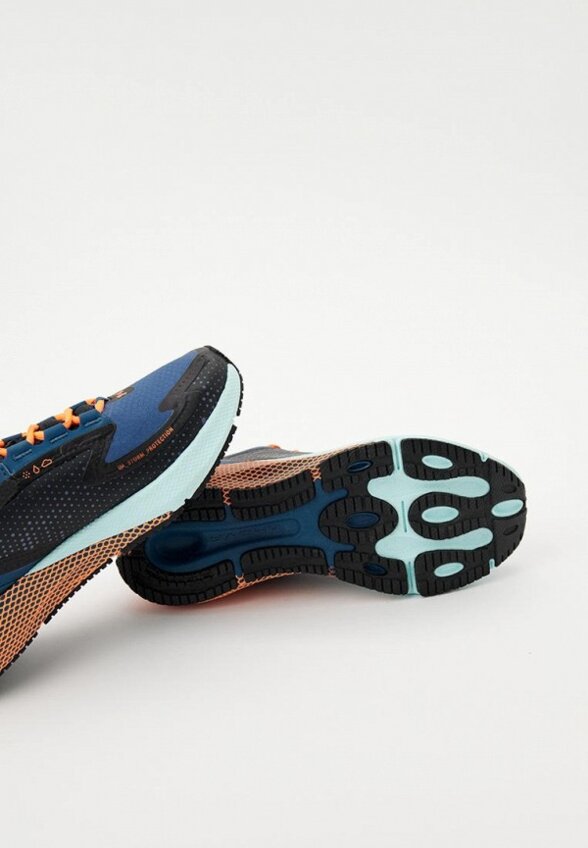 Кроссовки Under Armour