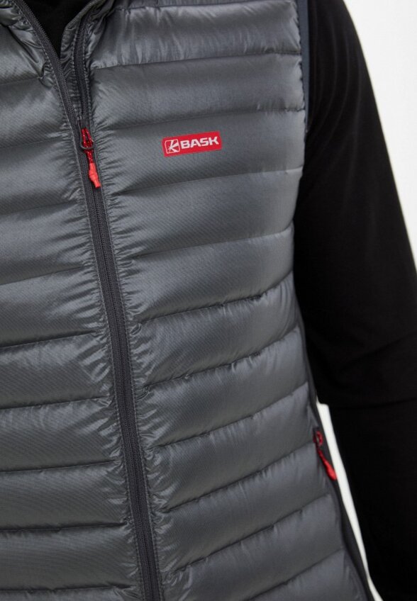 Жилет утепленный BASK