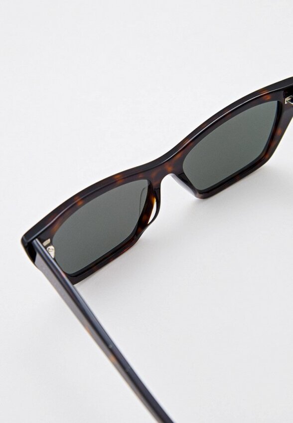 Очки солнцезащитные Saint Laurent