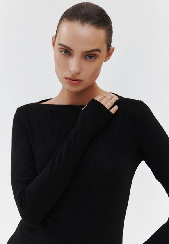 Лонгслив Antiga