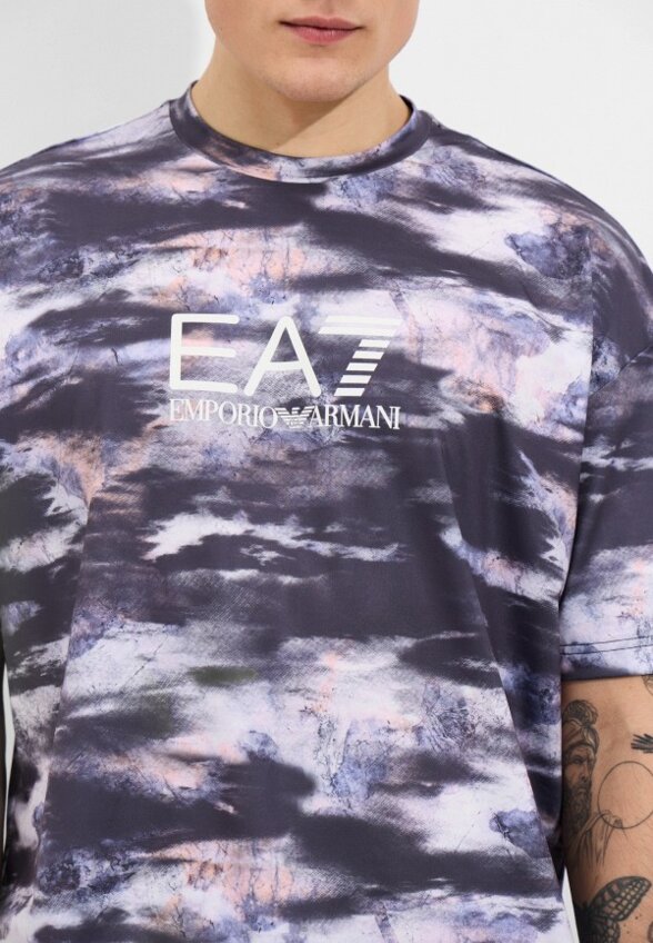 Футболка спортивная EA7