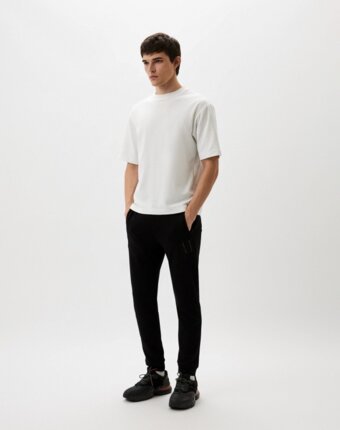 Брюки спортивные Armani Exchange мужчинам
