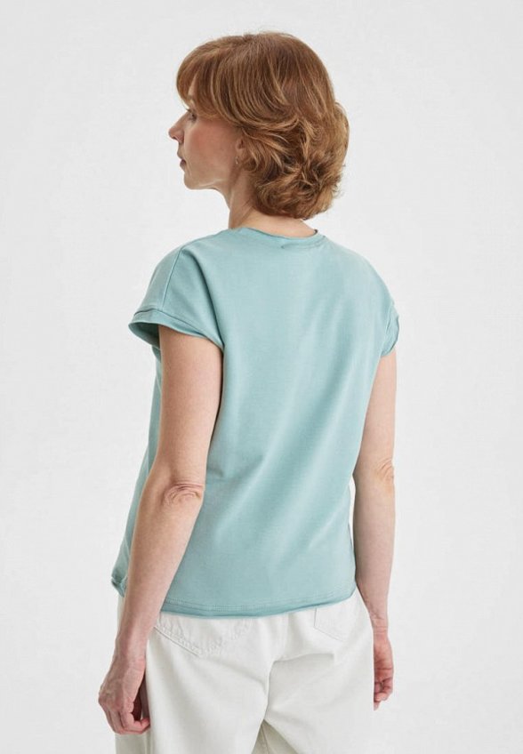 Футболка Envylab