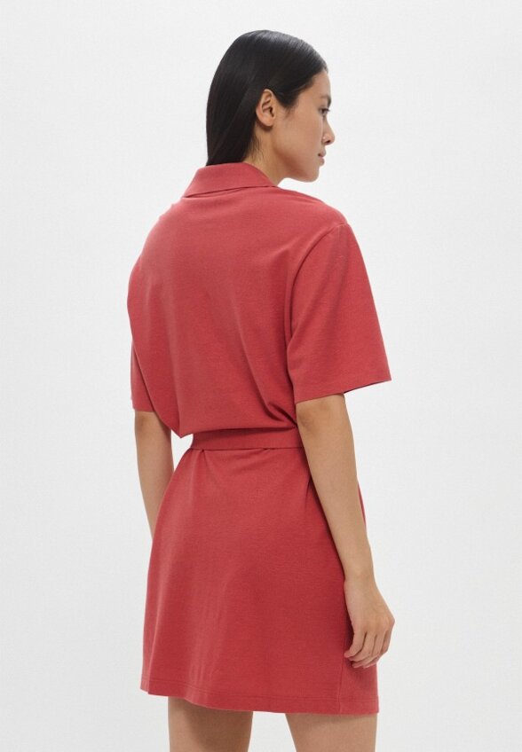 Платье Lacoste