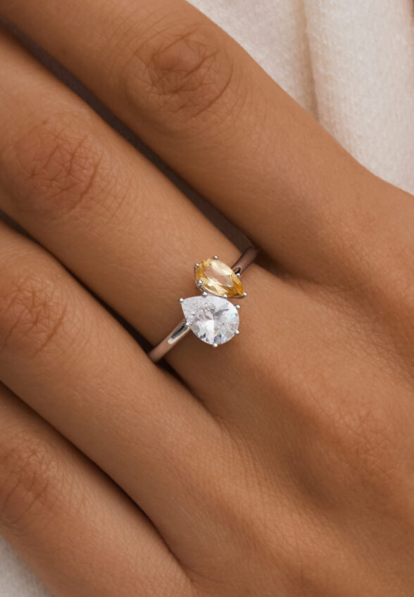 Серебряное кольцо ЭЙФОРИЯ с цитрином и фианитом MIE