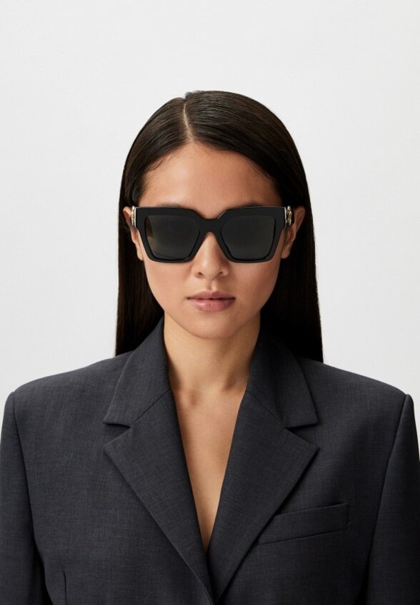 Очки солнцезащитные Versace