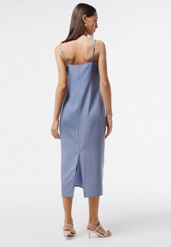 Платье Thestama