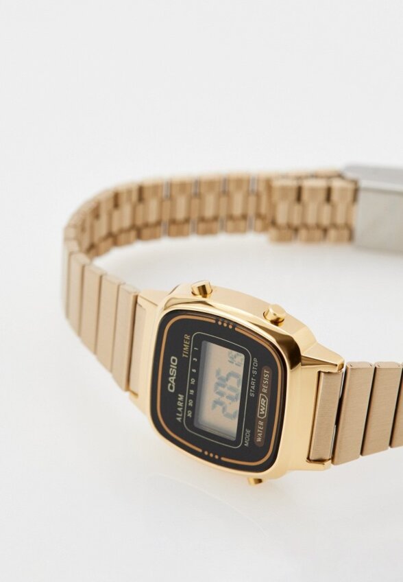 Часы Casio