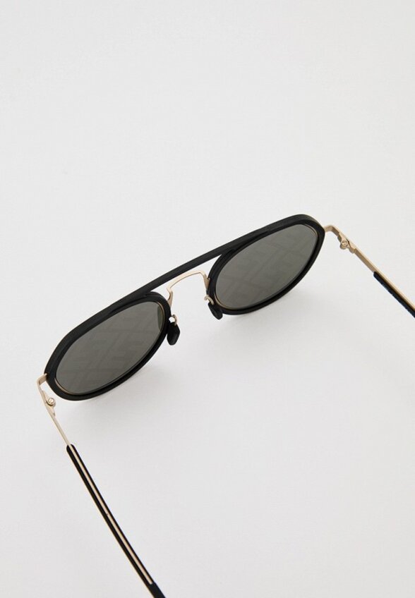 Очки солнцезащитные Fendi