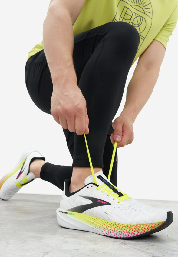 Кроссовки мужские Brooks Hyperion Max, Серый