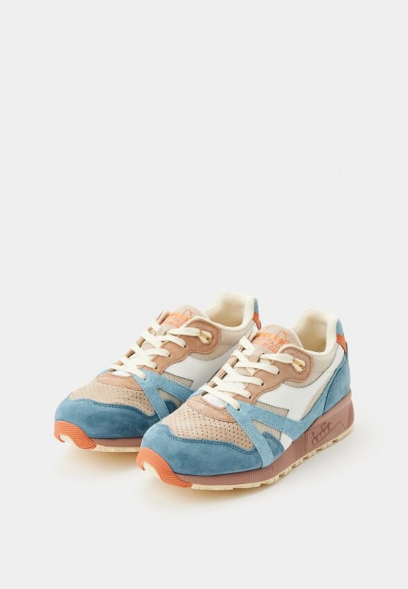 Кроссовки Diadora