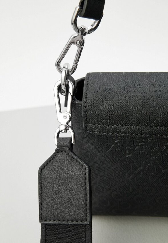 Сумка Calvin Klein