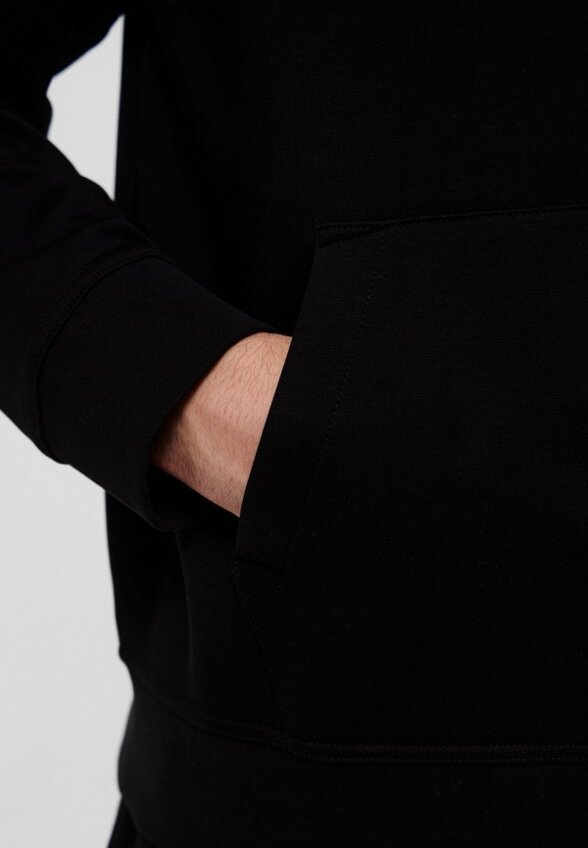 Худи Armani Exchange