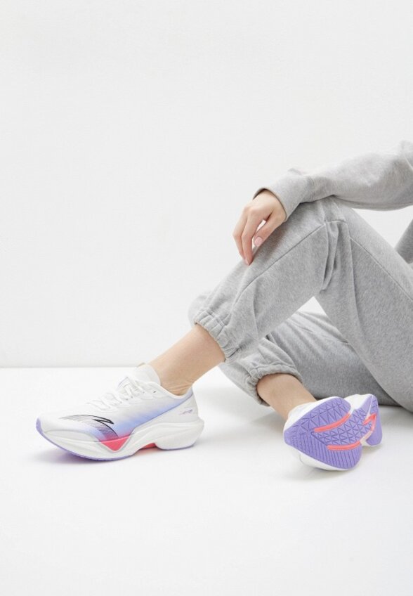 Кроссовки Anta