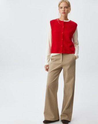 Вязаный жилет из шерсти женщинам