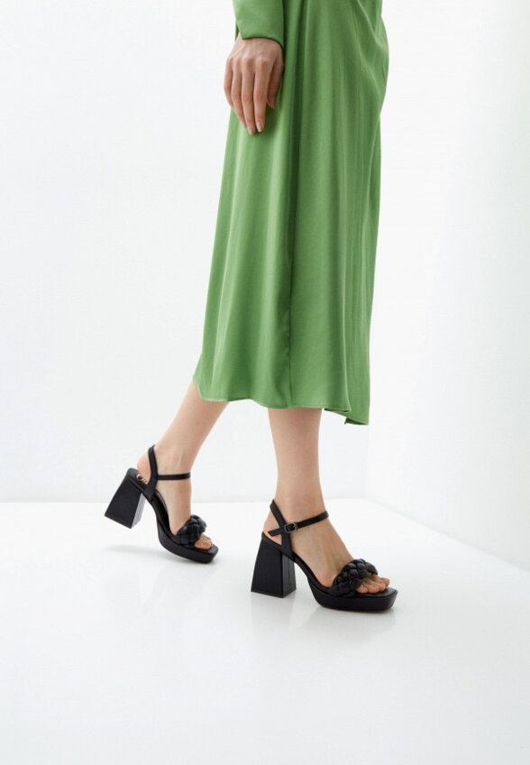 Босоножки Obba