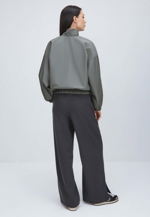 Ветровка Top Top