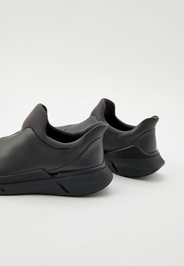 Кроссовки Ecco