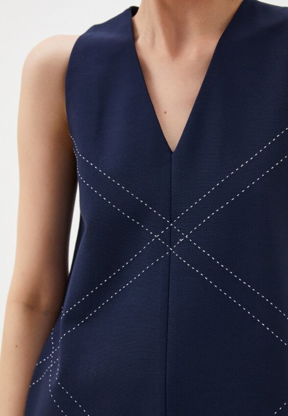 Топ Adolfo Dominguez