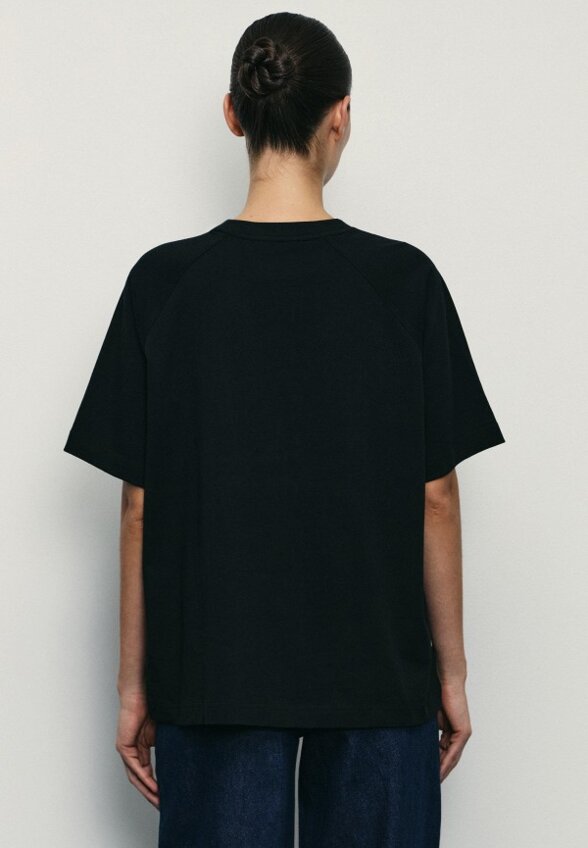 Футболка Zarina