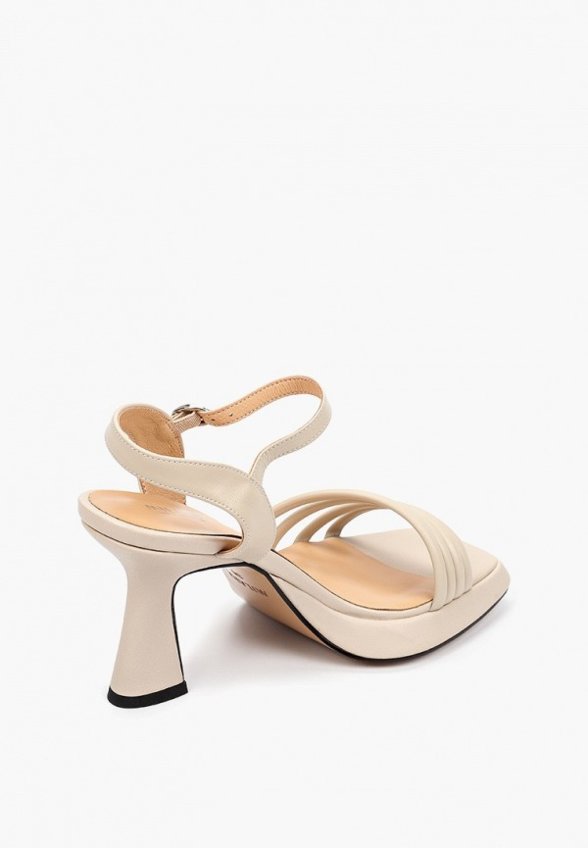 Босоножки Milana